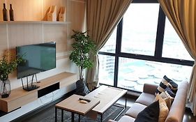 V residence suite 2-4 pax - mrt-wifi-link mall 吉隆玻双威伟乐高级公寓